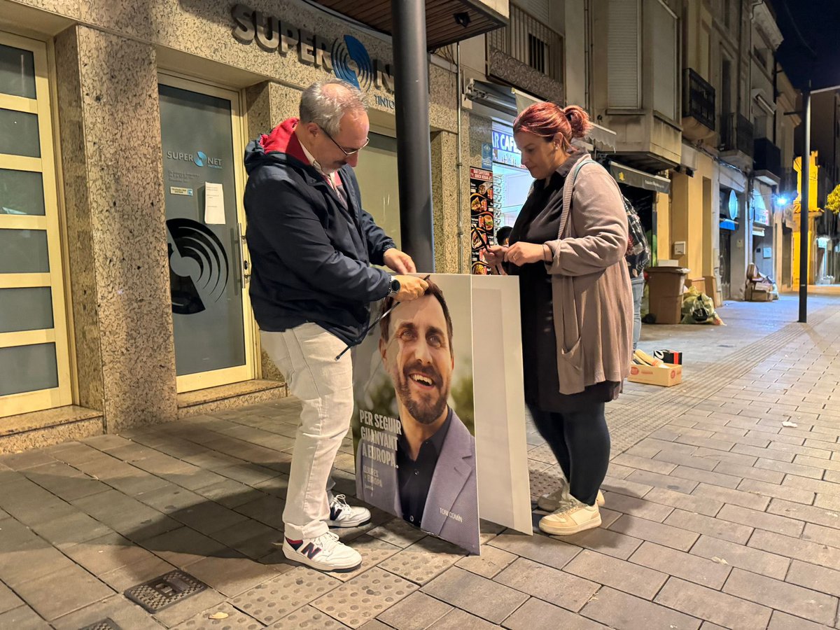 Iniciem campanya per les eleccions europees a #rubicity 🇪🇺

🗳️L’únic vot d’obediència exclusivament catalana. Per seguir defensant Catalunya a Europa!

<a href="/JuntsEU/">Junts i Lliures per Europa</a>