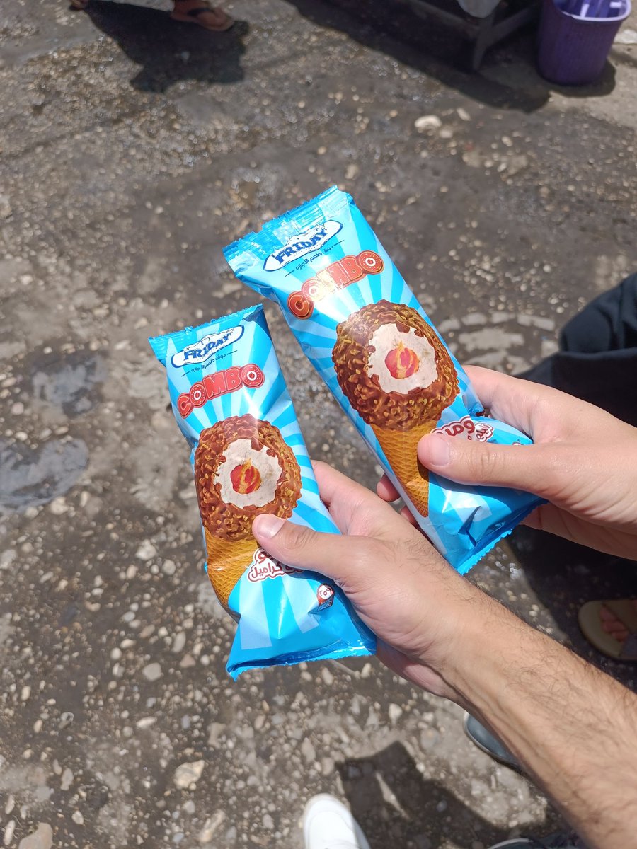 تحيه للمقاطعه انها عرفتنا على الحاجات الحلوه دي 
وف يوم الجمعه لازم ابعت تحيه حب وعرفنا ل عم جمعه اللي بيطريي على قلوبنا ف عز الحر أنا مدمن فرايدي حرفيا لو جرتلي حاجه هتكون انت السبب ي عم جمعه هه 😂😂😂
أنا عامل ميزانيه لتلاجتك ي عمي أنا لو عليا عايز اشتري تلاجه واحطها ف البيت هه