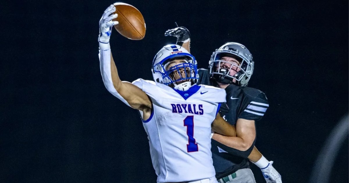 Get to know incoming freshman WR Donovan Hamilton in this Zoom Entrance Interview.
on3.com/teams/purdue-b…