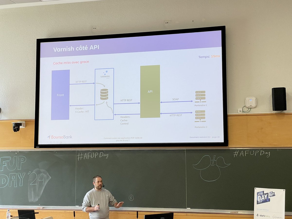 Darkmira tweet media