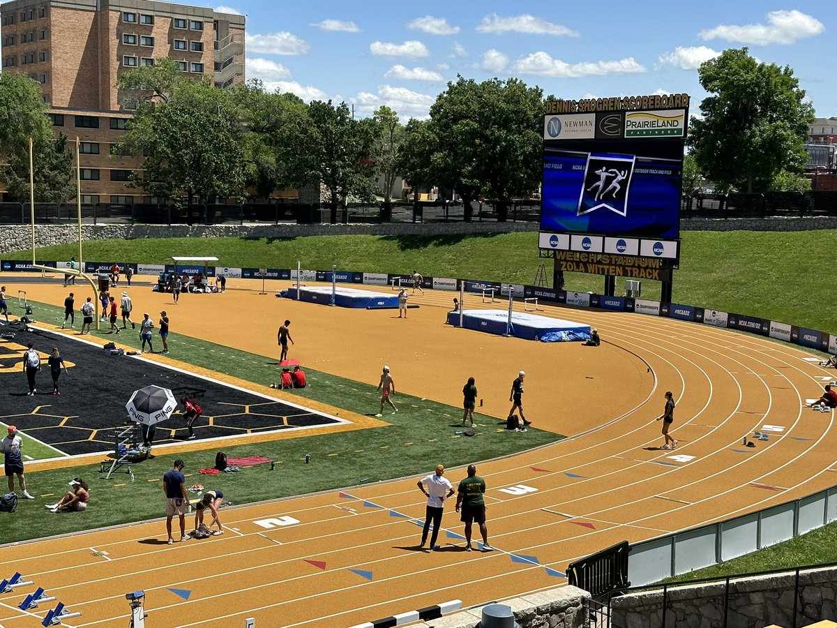 WSCXCTF's tweet photo. NCAA NATIONAL MEET DAY!  3x NCAA National Outdoor Meet Qualifier - Dylan Kneifl will jump today at 3:30 pm in Emporia, KS.  Live results:  https://t.co/m5N7NRnSWO @DylanKneifl @trkamm12 @wscwildcats https://t.co/qJHevB5f3I
