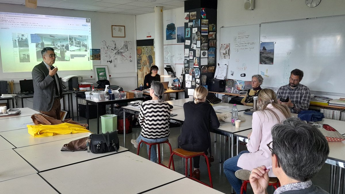 #Artsplastiques Collège @Jarnac @acpoitiers (@chaap_segonzac) on Twitter photo Réunion du groupe éditorial du site académique d #artsplastiques <a href="/acpoitiers/">Académie de Poitiers</a> : ressources numeriques, témoignages d élèves, références artistiques, #CHAAP, #Chronicotheque, #Chronicovisio, #Linattendue, #TRAAM
<a href="/daacpoitiers/">Daac de Poitiers</a> <a href="/michel_herreria/">Michel Herreria</a> Réunion du groupe éditorial du site académique d #artsplastiques <a href="/acpoitiers/">Académie de Poitiers</a> : ressources numeriques, témoignages d élèves, références artistiques, #CHAAP, #Chronicotheque, #Chronicovisio, #Linattendue, #TRAAM
<a href="/daacpoitiers/">Daac de Poitiers</a> <a href="/michel_herreria/">Michel Herreria</a>