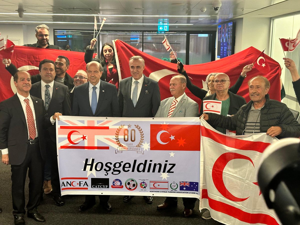 TC_SidneyBK's tweet photo. Kuzey Kıbrıs Türk Cumhuriyeti Cumhurbaşkanı Sayın @ErsinrTatar Avustralya ziyareti çerçevesinde Sidney Havalimaninda coşkuyla karşılanmıştır. https://t.co/da7IADEgOM