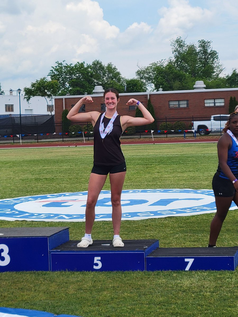First year throwing and comes away a state medalist! We couldn't be prouder of Rebecca Engler!