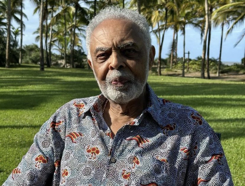 Gilberto Gil Pede Para os PATRIOTAS Ter Trégua e Não Boicotar o Show dele em Curitiba! Quem “Não” vai ao show do Gil levanta a mão! 🙋‍♀️ youtu.be/y0q3Bi3iyZA?si…