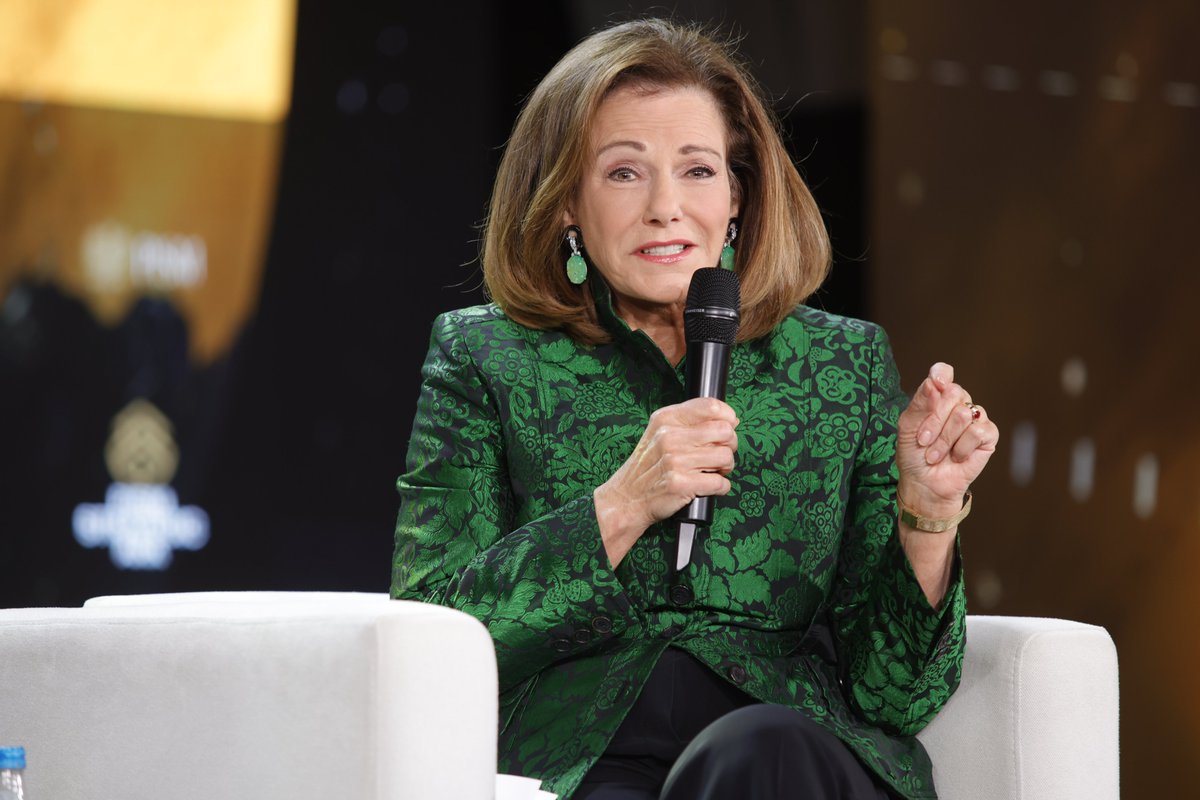 Strategic_Ark's tweet image. .@realKTMcFarland: "Trump 2.0 is gonna be like Reagan, will convince allies to do more, fix the economy etc. If you like Trump, you are gonna love Trump 2.0."
#Strategic_Ark