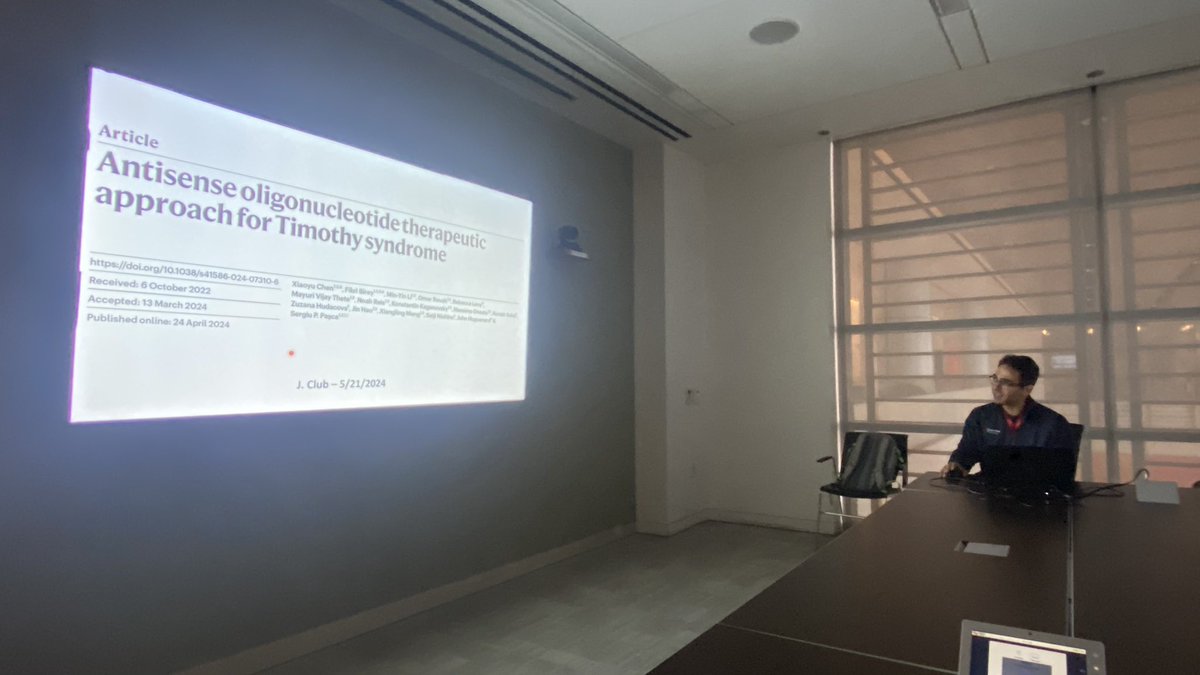 MarbanLab's tweet photo. This week’s #journalclub was #EP-focused: Rodrigo dos Santos on #biopacemaker induced by Tbx18 mRNA, and @ThassioMesquita on #ASO for #Timothysyndrome. Both papers elegant but not fully convincing…but visit by talented ex-postdoc @YenNienLin1 enhanced the discussion! https://t.co/NJwMxTD7jg