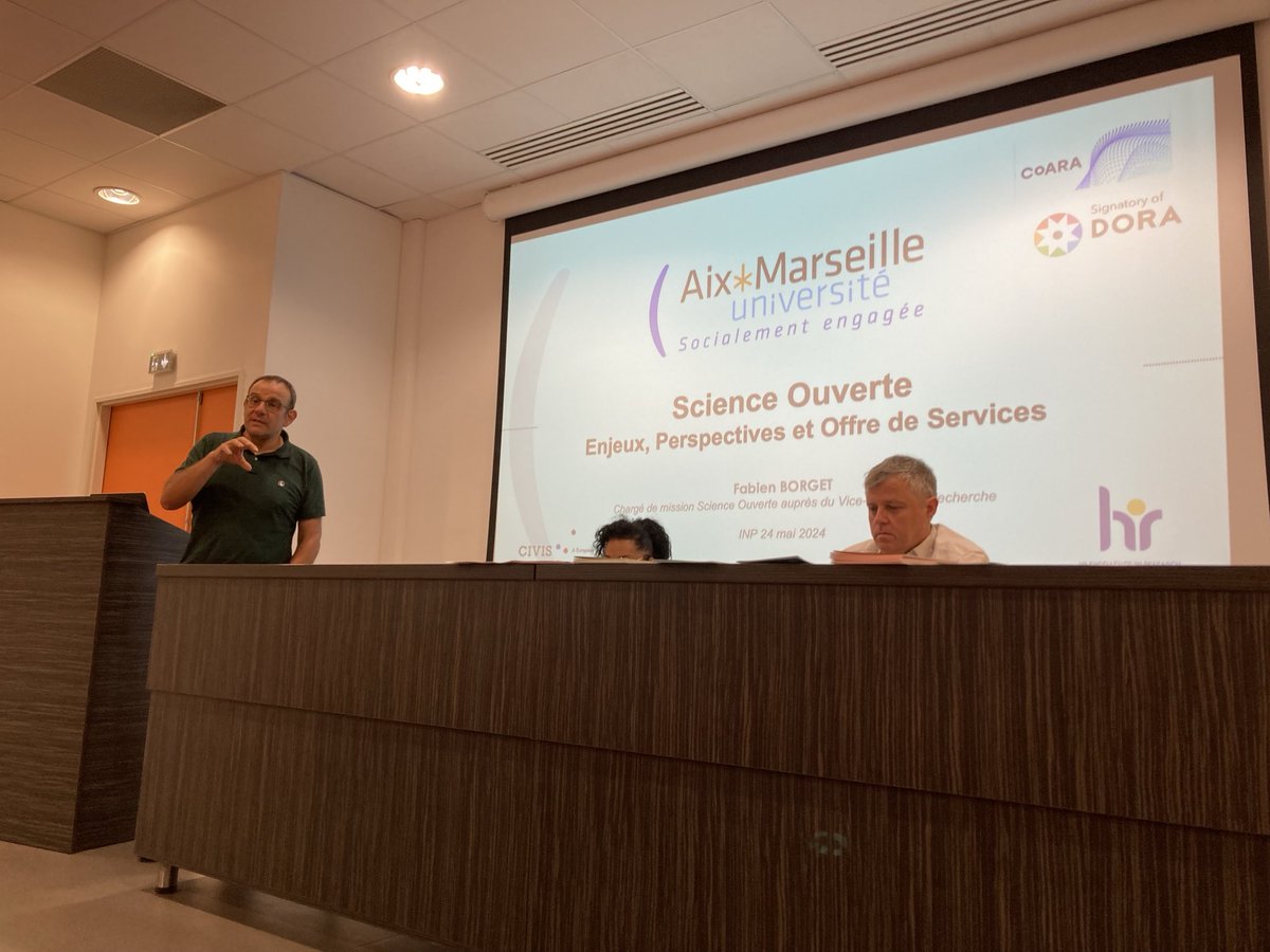 Francois Devred (@francois_devred) on Twitter photo Présentation à 3 voix pour parler de science ouverte, guichet de la donnée @univamu , malscience, biais, données de santé etc .et qui commence en citant Nietzsche “humain, trop humain”!
<a href="/CNRSbiologie/">CNRS Biologie</a> <a href="/biorxivpreprint/">bioRxiv</a> <a href="/CNRS_dr12/">CNRS Provence et Corse</a> <a href="/aphm_actu/">AP-HM - Hôpitaux Universitaires de Marseille</a> Présentation à 3 voix pour parler de science ouverte, guichet de la donnée @univamu , malscience, biais, données de santé etc .et qui commence en citant Nietzsche “humain, trop humain”!
<a href="/CNRSbiologie/">CNRS Biologie</a> <a href="/biorxivpreprint/">bioRxiv</a> <a href="/CNRS_dr12/">CNRS Provence et Corse</a> <a href="/aphm_actu/">AP-HM - Hôpitaux Universitaires de Marseille</a>