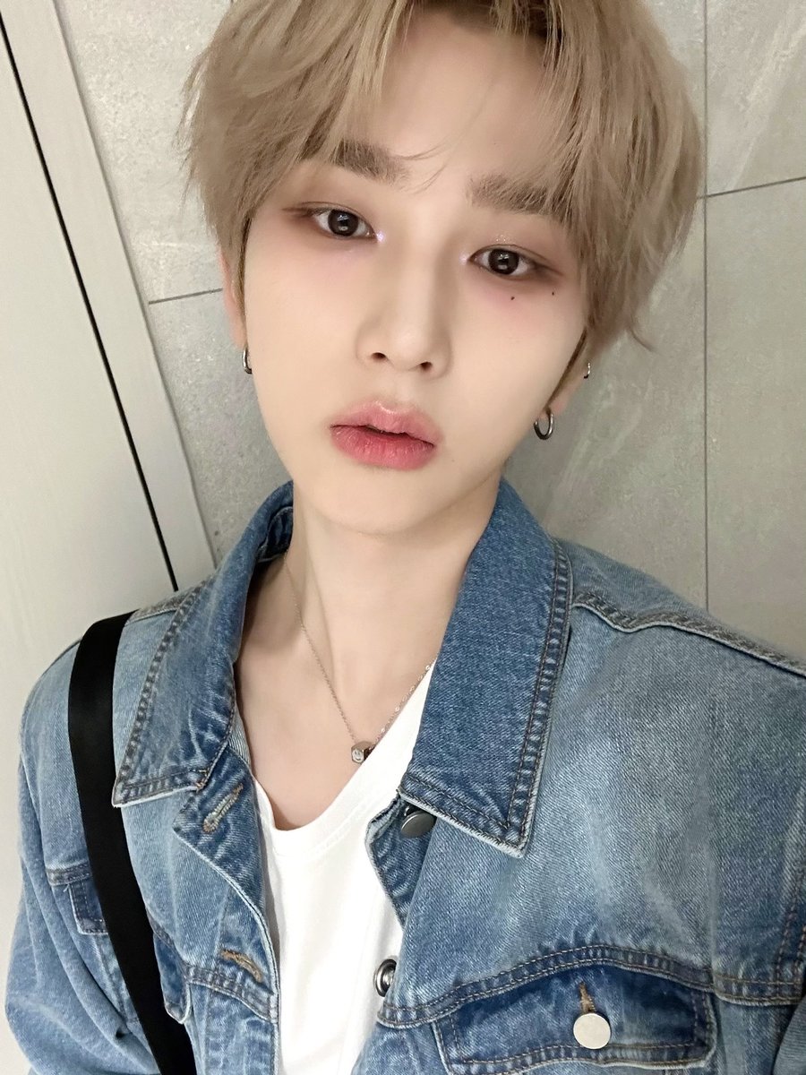 by_EPEX's tweet photo. [#백승]

축제 너무 재미땨아~🤩

#EPEX #이펙스 #BAEKSEUNG #백승 #백전백승 https://t.co/k1aSKbymTr