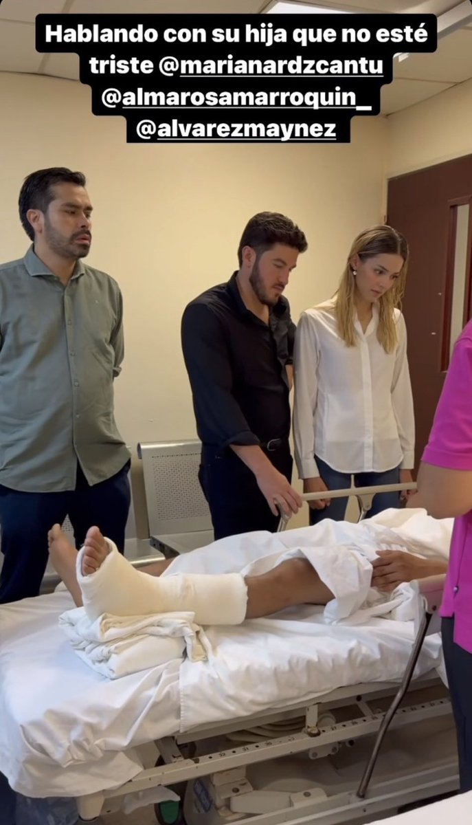 Anaro74's tweet image. Buenos días desde México, donde acusan a ciudadanos de &quot;lucrar&quot; por alzar la voz por el asesinato de Emiliano, pero esto les parece bien.

Donde el presidente da condolencias a las víctimas del accidente, pero de Emiliano es incapaz de pronunciar su nombre.

Donde la víctima…