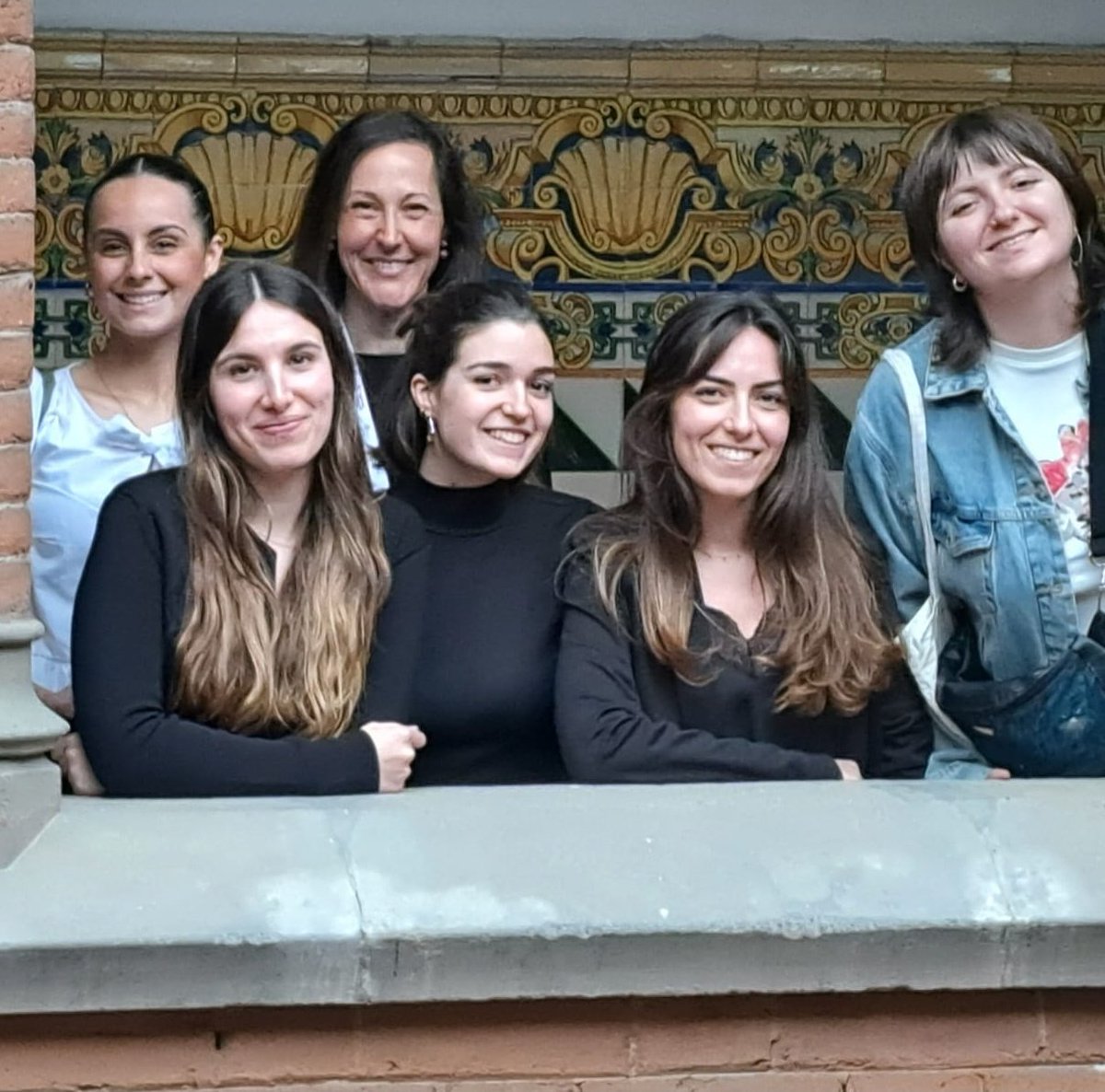 EuiSantPau's tweet photo. 🎊 Moltes felicitats per la vostra defensa de Treball de Final de Grau. 🎊
Un grup més que demostra rigurositat i compromís amb les #curesinfermeres
👏👏👏👏
#OrgullEUI
@EuiSantPau https://t.co/vuKgKUGpHc