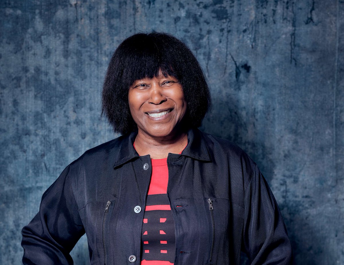Joan Armatrading tweet media