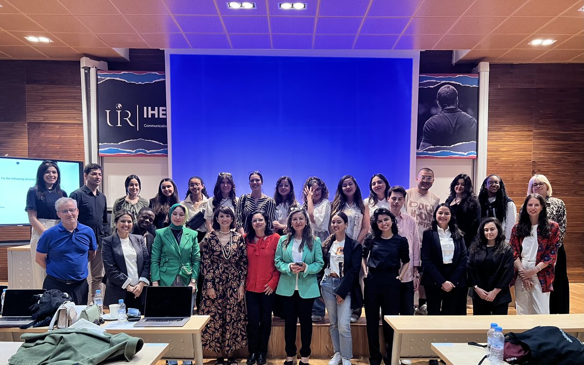 Fondation AIA (@fondationaia) on Twitter photo Merci aux masters de <a href="/Sorbonne_Univ_/">Sorbonne Université</a> et de l’<a href="/UIRabat/">Université Internationale de Rabat</a> pour leur travail, au jury Christine Hoarau-Beauval <a href="/patingel/">Ingallina Patrizia</a> <a href="/BenabdallahN2/">Benabdallah Nawal</a> Mahfoud Bennacer, et aux encadrants Lamiae Moujoud Fatima-Zahrae Atmani Sara Dafir Marco Carlotti Sara Benkirane Sophie Grigoriu Marie-Alice Lincoln Merci aux masters de <a href="/Sorbonne_Univ_/">Sorbonne Université</a> et de l’<a href="/UIRabat/">Université Internationale de Rabat</a> pour leur travail, au jury Christine Hoarau-Beauval <a href="/patingel/">Ingallina Patrizia</a> <a href="/BenabdallahN2/">Benabdallah Nawal</a> Mahfoud Bennacer, et aux encadrants Lamiae Moujoud Fatima-Zahrae Atmani Sara Dafir Marco Carlotti Sara Benkirane Sophie Grigoriu Marie-Alice Lincoln