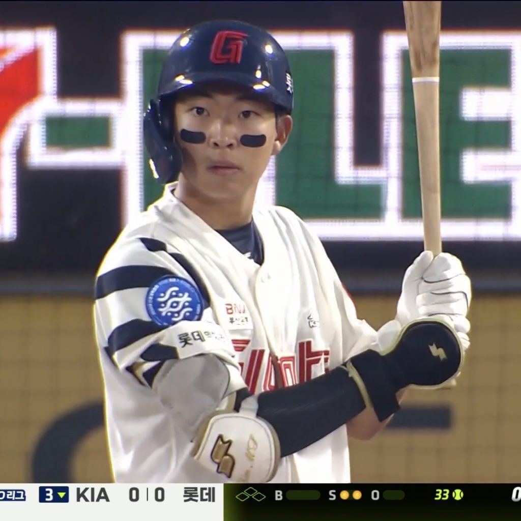 레모니 tweet media