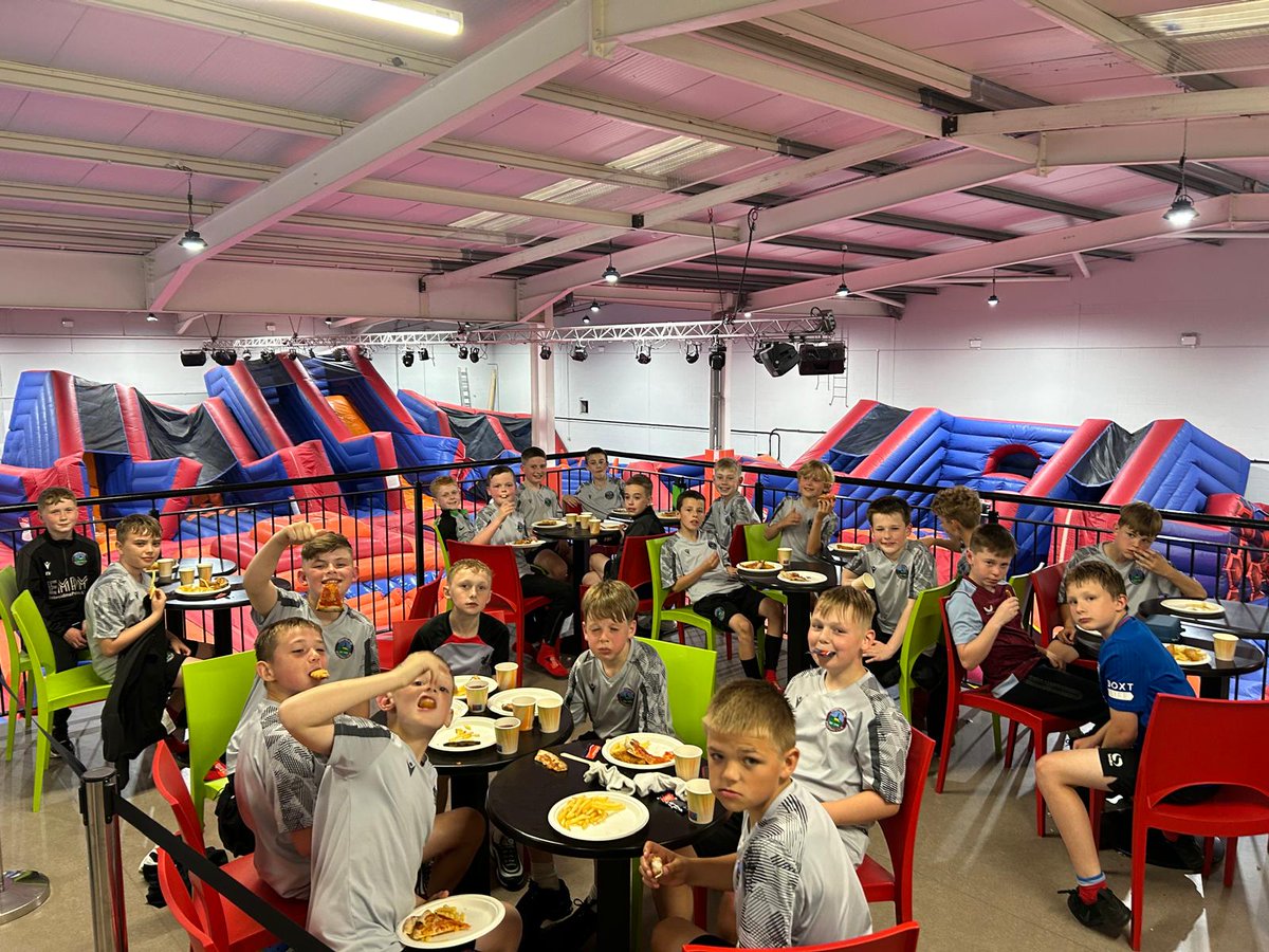 Greenisland FC (@greenislandfc) on Twitter photo Many thanks to <a href="/airtasticNI/">Airtastic Entertainment Centres Northern Ireland</a> for once again hosting us, this time for our 2013 End of Season Celebration Evening #TheJourneyContinues Many thanks to <a href="/airtasticNI/">Airtastic Entertainment Centres Northern Ireland</a> for once again hosting us, this time for our 2013 End of Season Celebration Evening #TheJourneyContinues