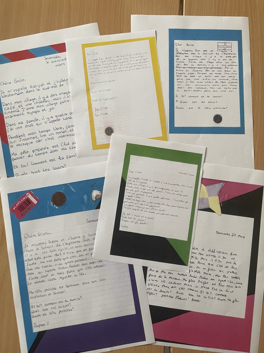 BJAB_French's tweet photo. Look at what we received in our mailbox this week 👀. #BJABYear8 #BJABFrench students had a lovely time reading their pen pal letters and responding to them. We are looking forward to the next letter @RadnorHouseSevenoaks. #BJABOpportunities #Roundsquare https://t.co/FGAq9gLUFd