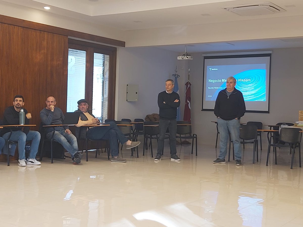 Coopenetinfo's tweet photo. Arranca la segunda fecha del 2do encuentro del año del #GrupoCoopenet en la ciudad de Azul. https://t.co/JWo4oLVpYG