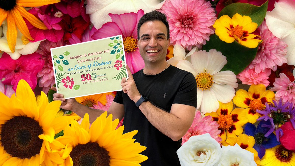 GccMandy's tweet photo. Carl @carlspeckmusic from Singing for the Brain brings people affected by dementia together to sing a variety of songs they know and love in a fun and friendly environment - celebrating our 50 years of kindness! @GCC_HamptonHill  #oasisofkindness #TW12 https://t.co/cUbyD77euP