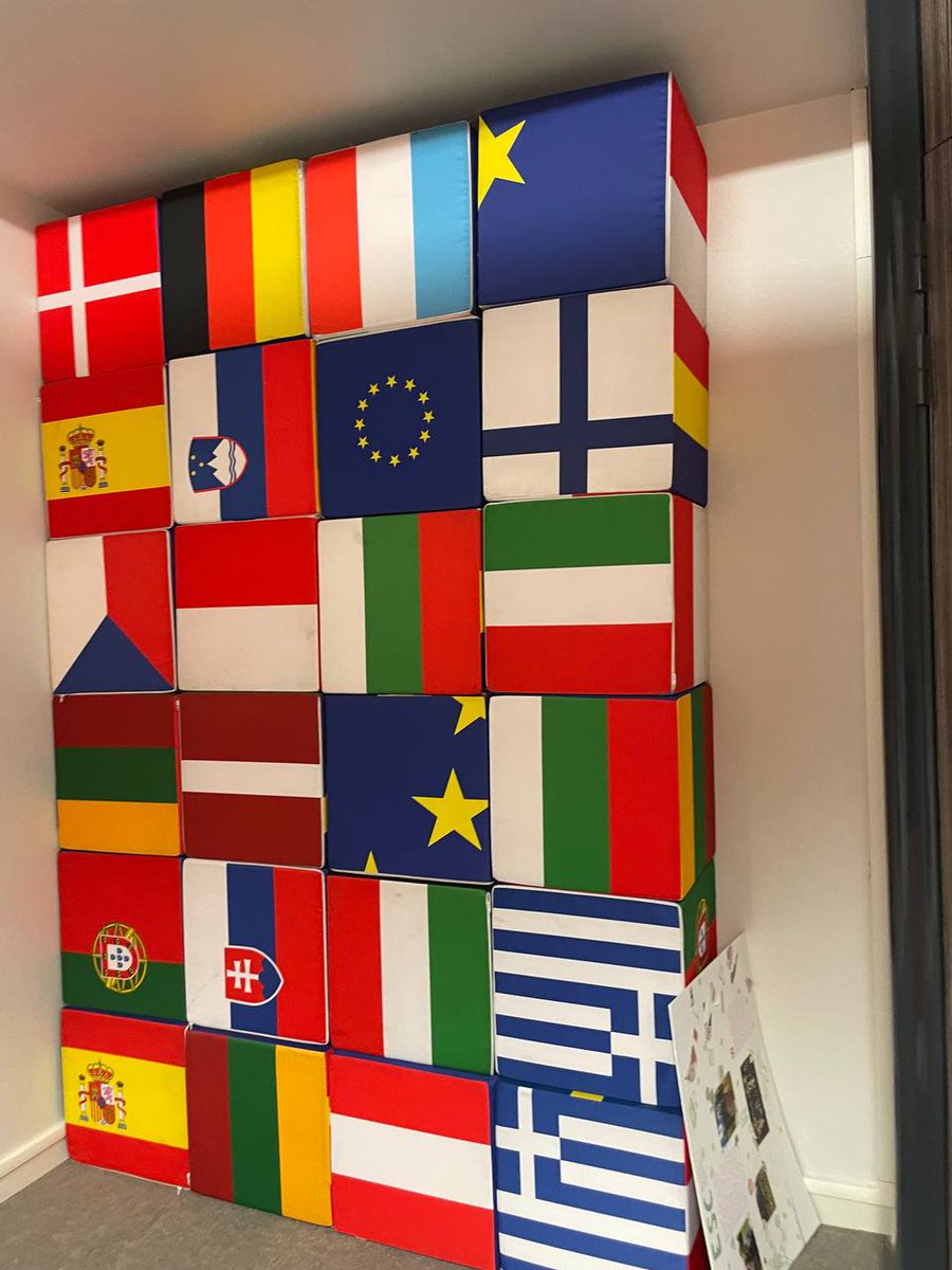 Visite de @EuropeenSarthe qui vise à promouvoir l'Union Européenne en Sarthe. Ce fut l'occasion d'évoquer les missions de l'association ainsi que les élections européennes 🇪🇺