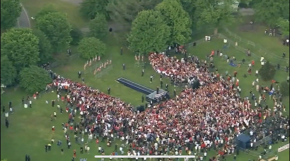 This is an aerial shot of Trump (he is at the podium) speaking in the Bronx at Crotona Park yesterday. It isn’t 40k people. It’s like 3k max. The conservative media told you over the top lies about this rally. Trump’s political operation is all tricks and deception. Wake up.