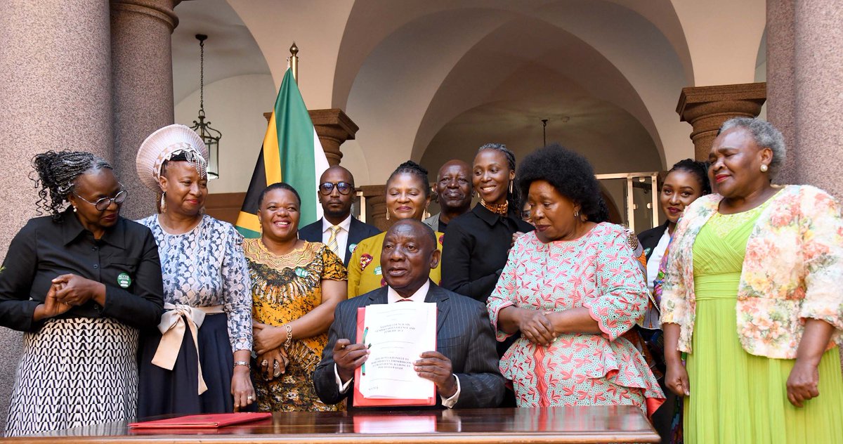 [In pictures] President @CyrilRamaphosa signing The National Council on Gender Based Violence and Femicide Bill at the Union Buildings. The President was accompanied by Minister of @DWYPD_ZA, @DlaminiZuma, and Deputy Minister @SisisiTolashe