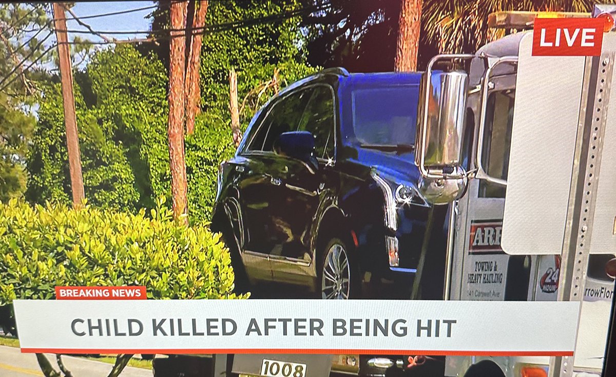 juliegargotta's tweet photo. Update: We just learned that it was a fourth grade student that was hit by the car; per the school district, she passed away. 

@JHarold_tv reports grief counselors will be on hand for these elementary school students, who will no doubt be in shock. @MyNews13 https://t.co/GnlZZ8Dq0w