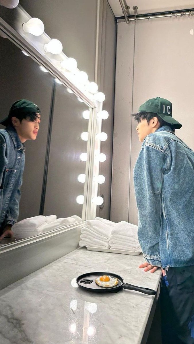 นายฟัง200ยัง
นี่คนแต่ง