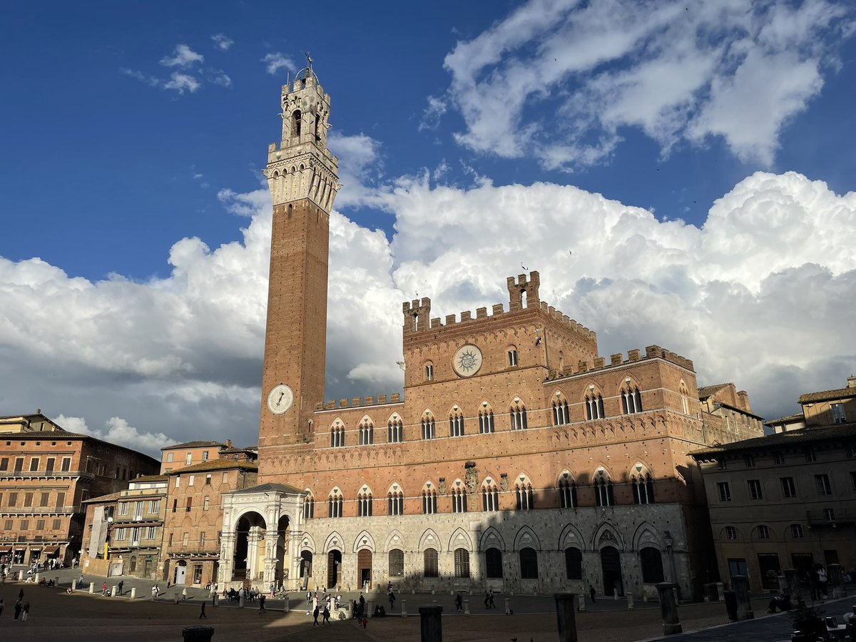 Yesterday in Piazza del Campo, the heart of #Siena’s historic center!