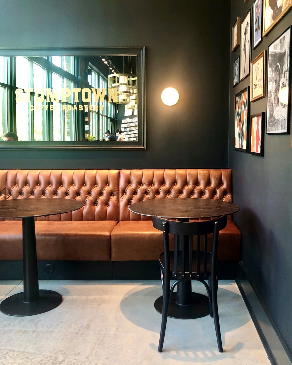 JamieStern_'s tweet photo. Jamie Stern's Delmore Banquette in our classic Antiquity Saddle leather makes for the perfect blend at Daily Dose Coffee in Atlanta! ☕
#jamiesterndesign #leatherfurniture #banquette #furniture #furnituredesign #leather #interiordesign #atlantadesign https://t.co/xKWGOx7eCu