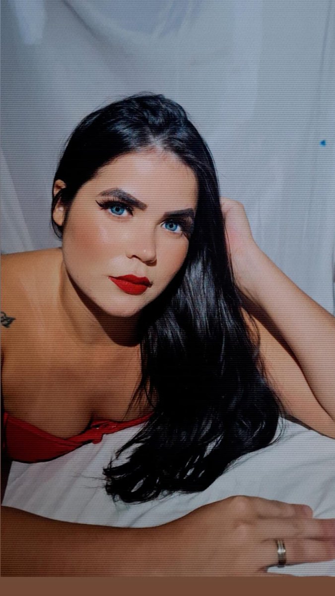 branca (@amandamelyndat) on Twitter photo 