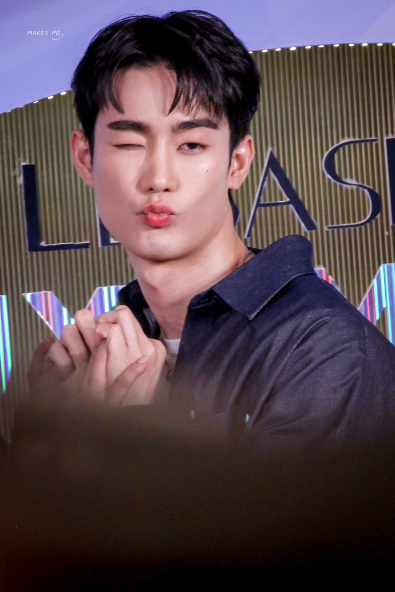 [2024.05.24] 🦊

จู่จุ๊ปๆ ค้าบบบบบ 😘

FORCE WITH LESASHA
#fforce_ #FOLARIS
@fforcejs 
#LESASHAxForcexNamtan

◡̈﹏ #คุณที่ทำให้ฉันยิ้ม ﹏◡̈