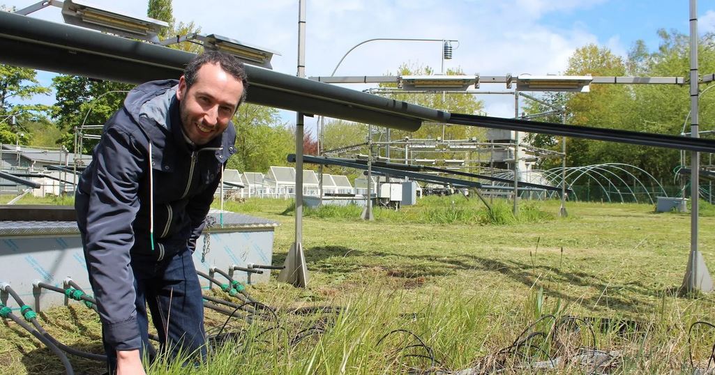 GlobalChangeEcology (@gce_uantwerp) on Twitter photo Wow! @KevinVanSundert is één van de laureaten voor de <a href="/eos_wetenschap/">Eos Wetenschap vzw</a> Pipet 2024! Iedereen kan meestemmen voor de publieksprijs: zeker doen! Kevin ontwikkelde een databank met klimaatexperimenten, die wereldwijd vrij toegankelijk is.
eoswetenschap.eu/natuur-milieu/… Wow! @KevinVanSundert is één van de laureaten voor de <a href="/eos_wetenschap/">Eos Wetenschap vzw</a> Pipet 2024! Iedereen kan meestemmen voor de publieksprijs: zeker doen! Kevin ontwikkelde een databank met klimaatexperimenten, die wereldwijd vrij toegankelijk is.
eoswetenschap.eu/natuur-milieu/…