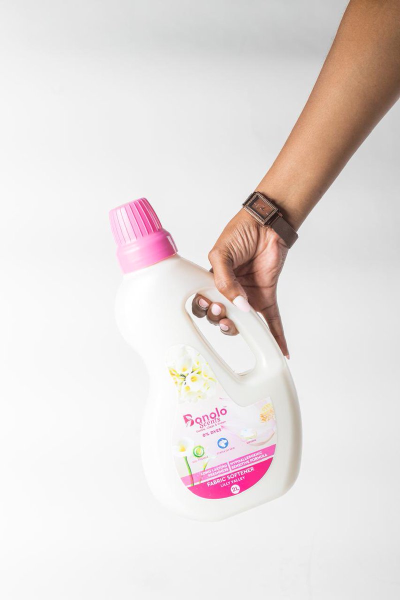 InnovHub's tweet photo. Bonolo Scents , an entrepreneur incubated at eKasiLab Sebokeng is on the top 10 list for #Seedforchange competition , winners of the competition will receive shelving opportunity at Food Lovers Market or their partners.
#Growinggautengtogether https://t.co/8HlAZqblTn