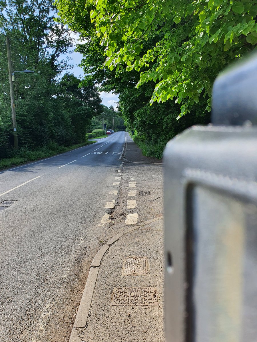 Your Neighbourhood Policing Team conducted  speed checks in #Balcombe #Staplefield today. 23 vehicles reported to @OpCrackdown and 5 motorists to be reported for Speeding. #OpDownsway #WM1Rural @CSWSussex @SussexRoadsPol @sussex_police @SussexSRP @SussexPCC #PCSO20088 #Bsection