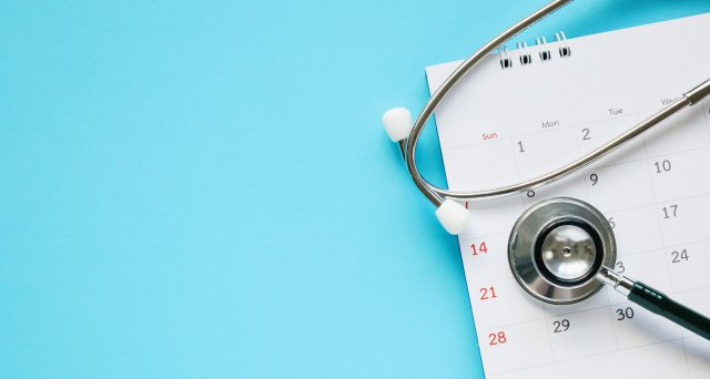 Dt_Aerzteblatt's tweet image. Kassenärztliche Vereinigungen im Norden erwarten längere Wartezeiten auf Arzttermine:  Hannover/Bremen – Die Kassenärztlichen Vereinigungen rechnen mit zunehmend längeren Wartezeiten auf Arzttermine in Niedersachsen und… dlvr.it/T7LKcN #KVN #KVHB #Arzttermine