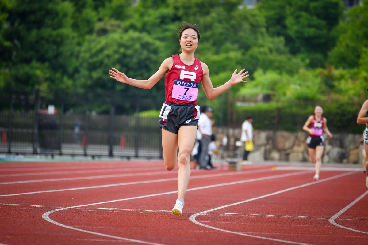 miyachan227's tweet photo. #101関西IC
女子5000m決勝
🥇村松灯 選手（立命館大）16:06.58
🥈池田悠音 選手（立命館大）16:14.42
🥉長岡あず 選手（兵庫大）16:20.95 https://t.co/IdNovOIoIM