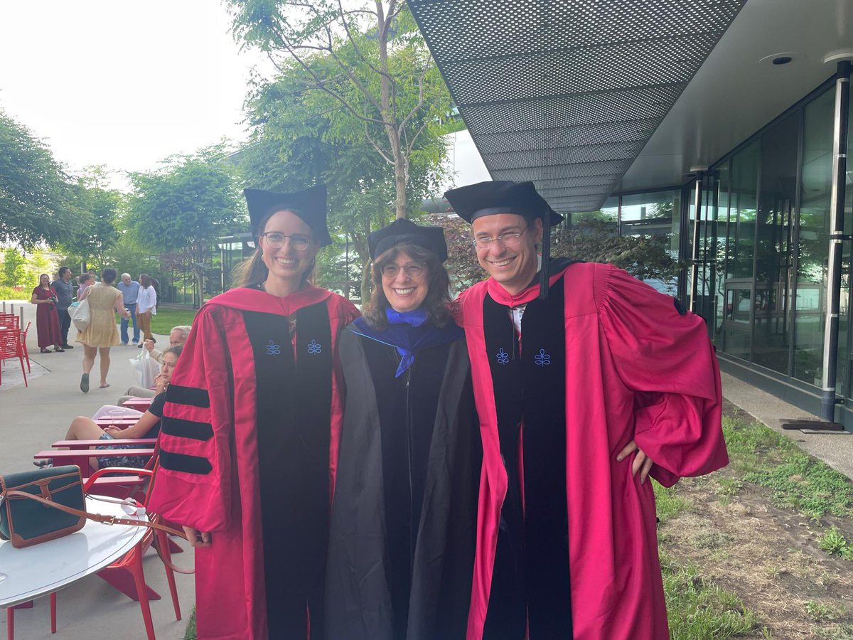 We’re extremely proud of our two @hseas PhD graduates, Natalie & Stephan!