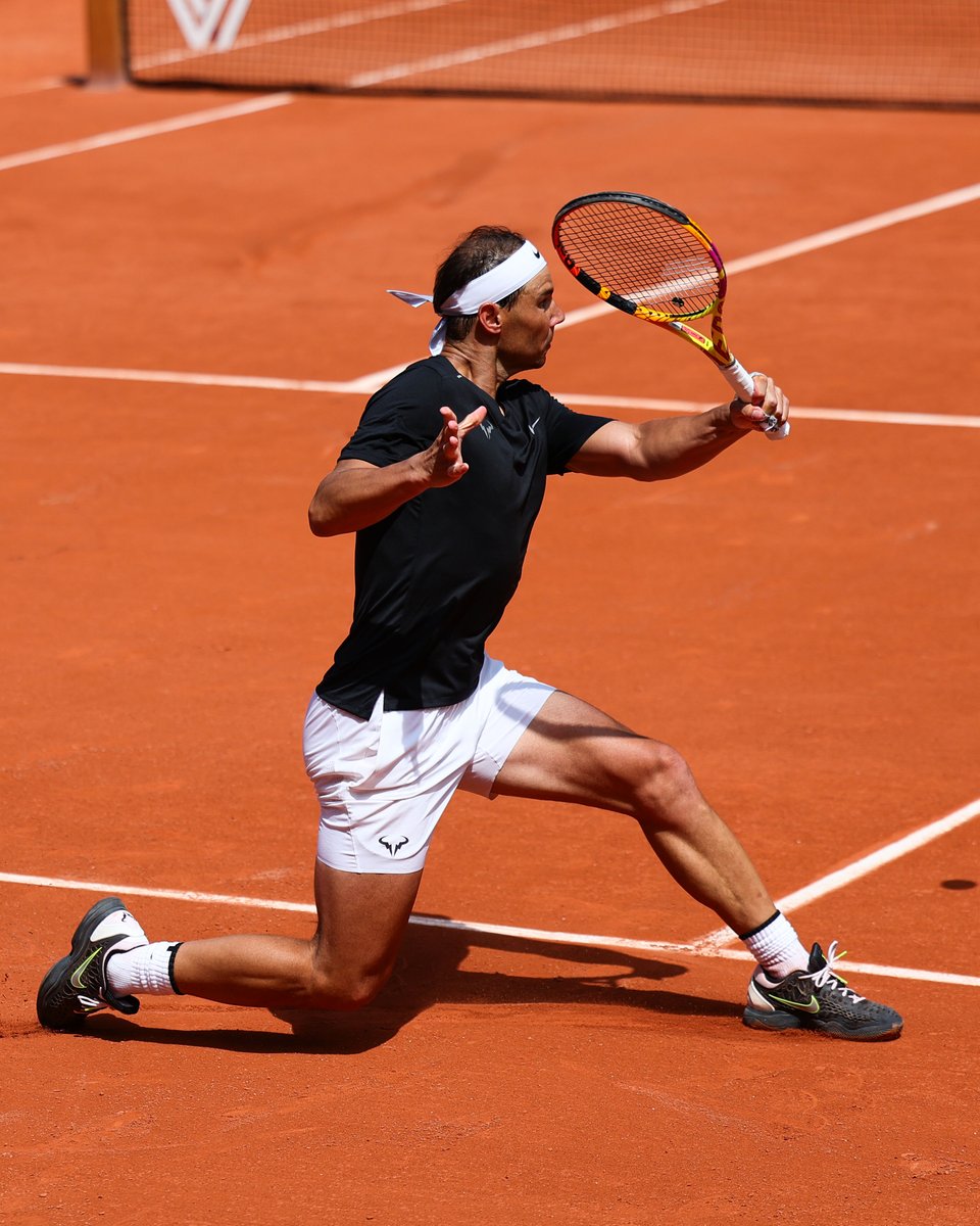rolandgarros's tweet photo. Your daily dose of Rafa 😁

#RolandGarros @RafaelNadal https://t.co/5QiF4Mbpbu