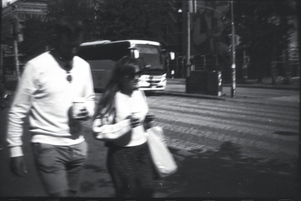 Smena Symbol, T-43, 40mm f4, Film Washi A. Adox XT-3, 5min30sec. #analogphotography #film #35mm #streetphotography #yousawscenes #IStillShootFilm #ShootMoreFilm #BuyFilmNotMegapixels #BelieveInFilm #FilmIsNotDead #FilmIsAlive #写真好きな人と繋がりたい #ファインダー越しの私の世界