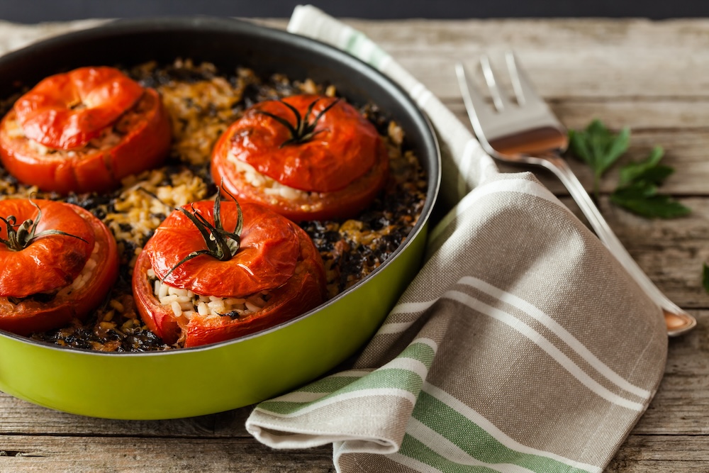 We love teaming up with <a href="/Britishtomatoes/">BritishTomatoGrowers</a> for #BritishTomatoFortnight at this time of year! This year, share your #TastyToms inspiration. We love to keep it simple like with our Simple Stuffed Tomatoes: simplyveg.org.uk/recipes/simple… Find out more about BTF here: britishtomatoes.co.uk/british-tomato…