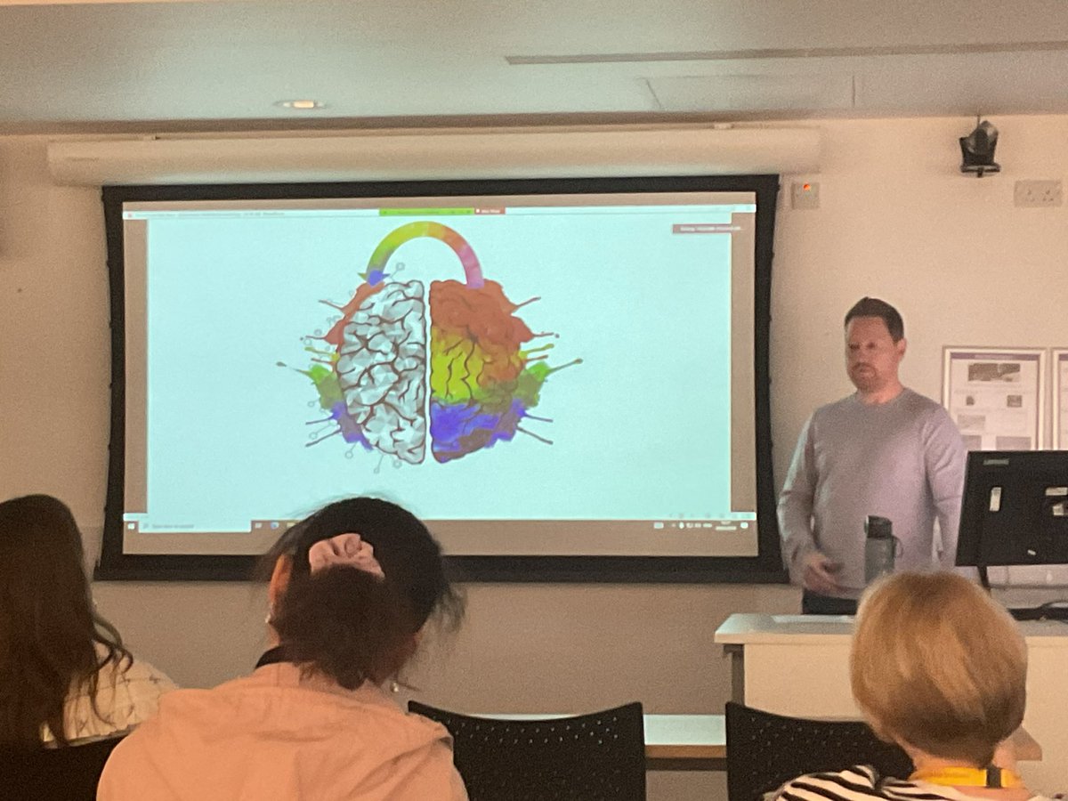 methodsMcr's tweet photo. Mesmerised attendees: experiencing how film and theatre can be used to support empathy and exploration in health research and training with @PeteCarruthers and reflecting on his creative and academic journeys and the importance of stories #methodsfair2024 https://t.co/3uJYTL84Mu