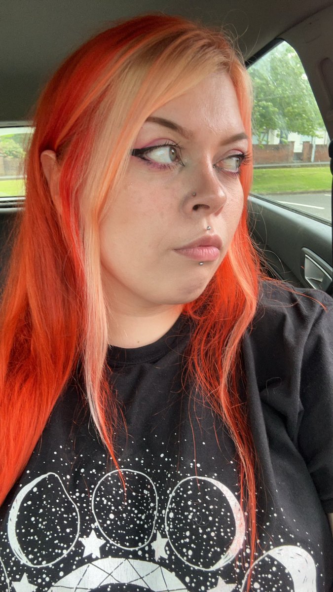 KrystalQueenx's tweet photo. The world would be a better place today if a man was on his knees in front of me https://t.co/TC5WVrRD1K