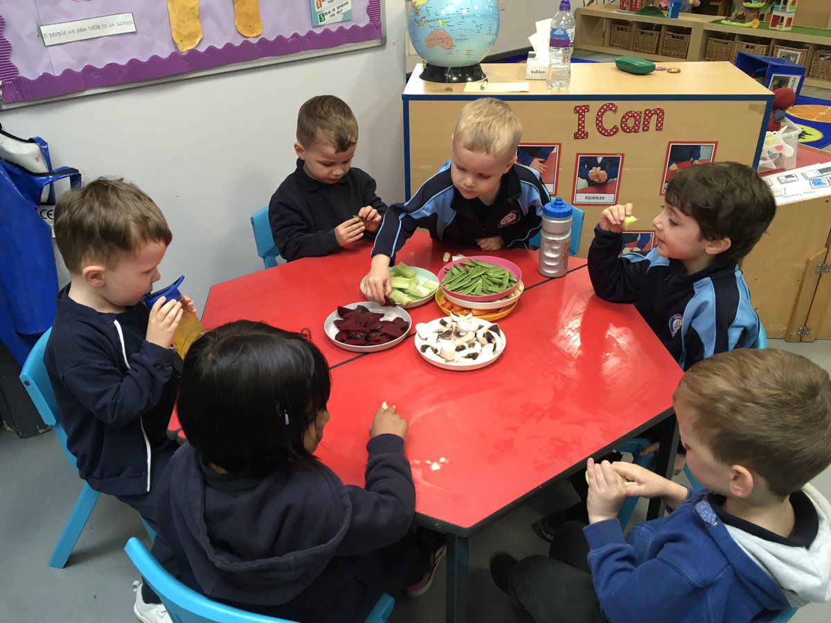 DinningtonFirst's tweet photo. In Nursery we enjoy time with our friends #kindness & #communityspirit. We read โThe Enormous Turnipโ this week and tried different vegetables, our favourite one overall was carrot #opentonewexperiences. https://t.co/6nyL41GCMN