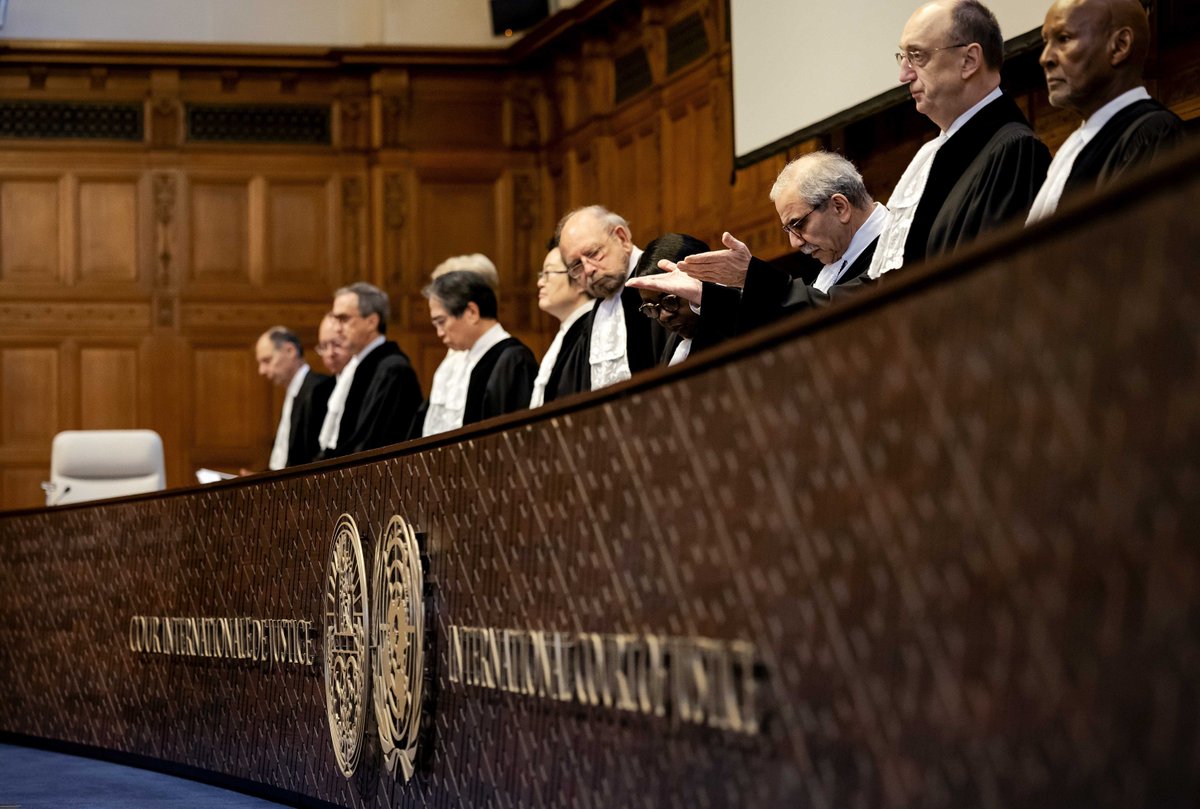 BREAKING: @CIJ_ICJ decides by a vote 13-2 that #Israel shall immediately halt its military offensive in #Rafah.