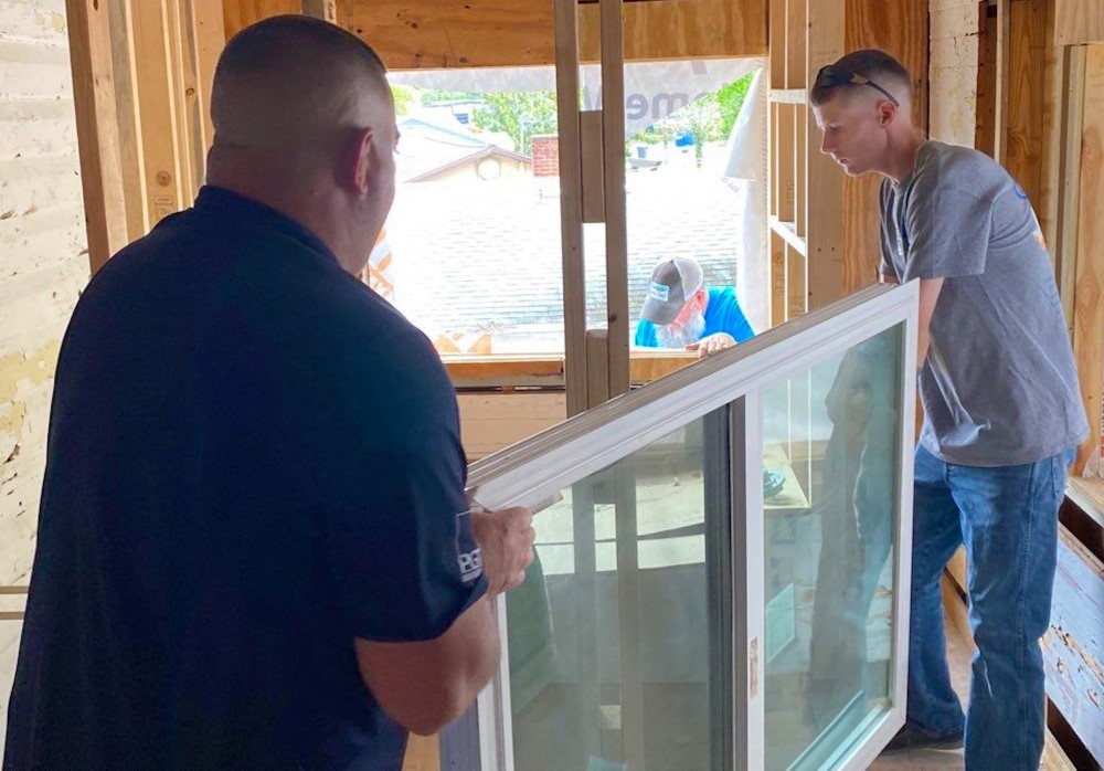 WindowDoorMag's tweet image. NewSouth Window Solutions donated more than 20 windows to the Tampa Bay Police Department SWAT division, Tampa Fire Rescue and the NOMORE Foundation, a nonprofit organization focused on helping orphans and eradicating slavery and poverty. windowanddoor.com/news/newsouth-…

@NewSouthWindow