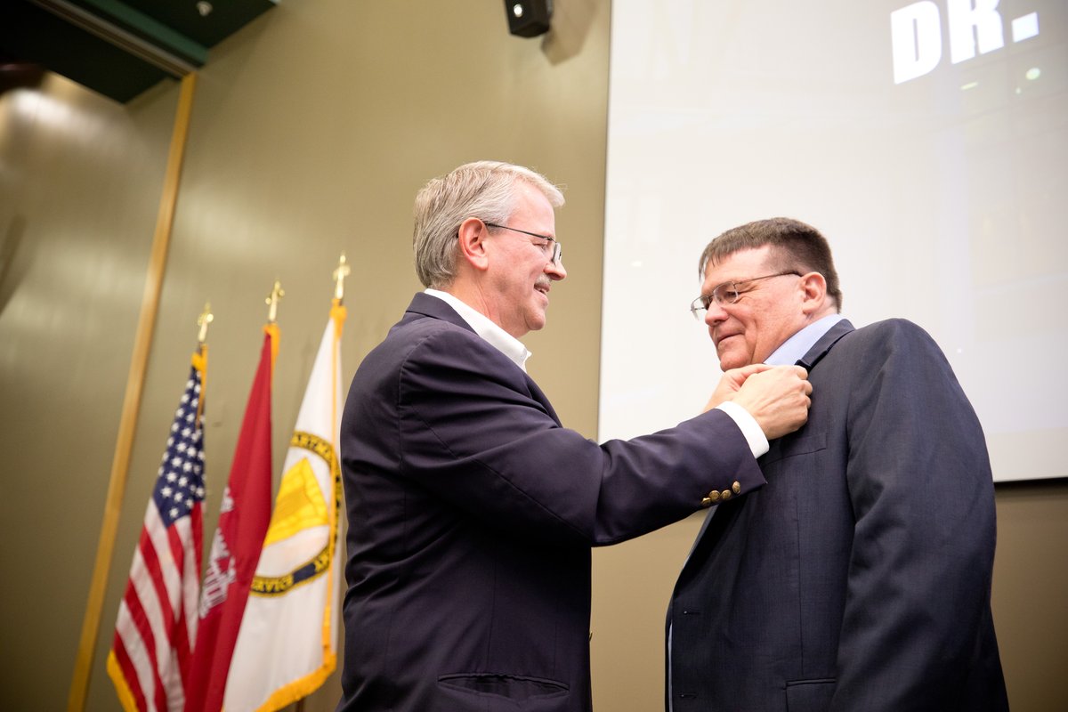 Dr. David Horner, director of ERDC’s Information Technology Lab (ITL), recently retired after 40 years of civil service. Read more about Horner and his accomplishments here: erdc.usace.army.mil/Media/News-Sto…