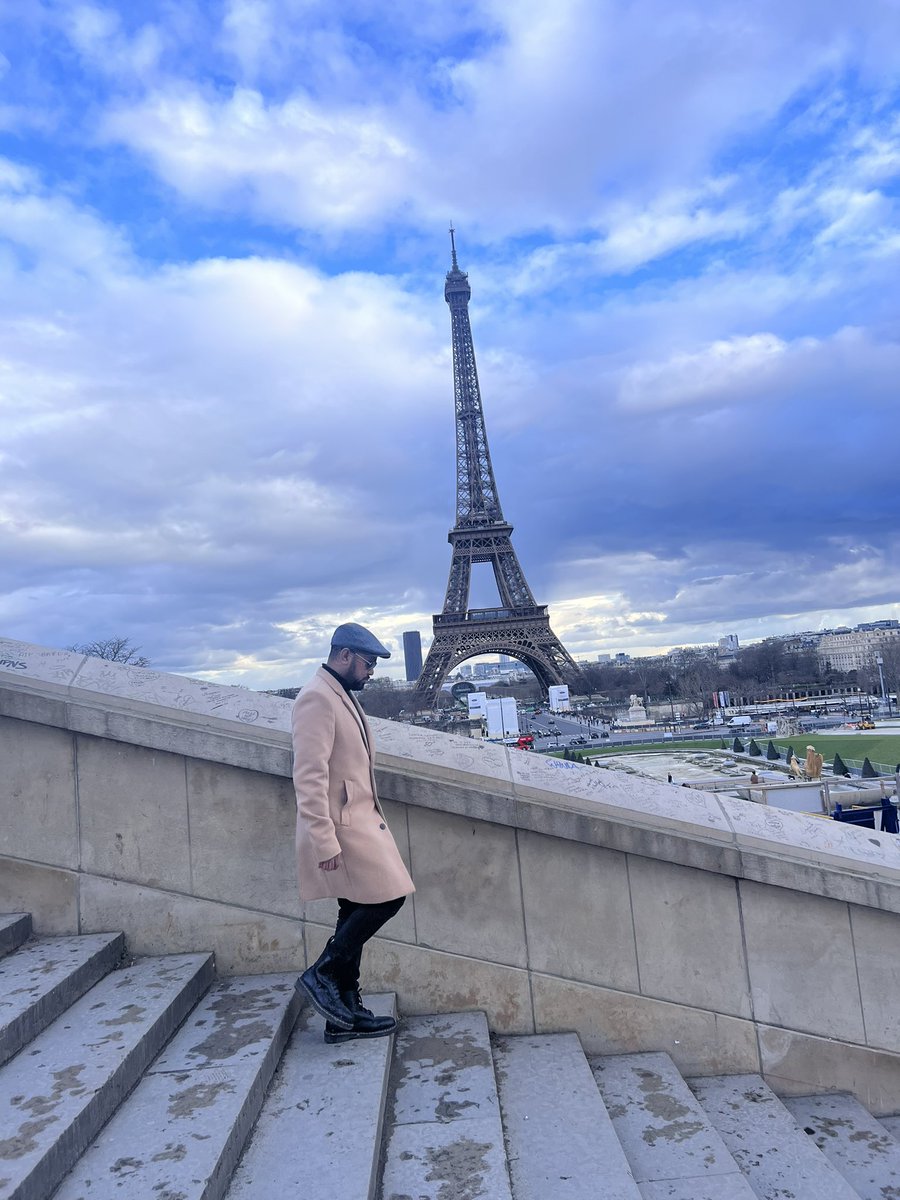 alvinLavin30's tweet photo. Bonjour! https://t.co/KewQvBgi9Z