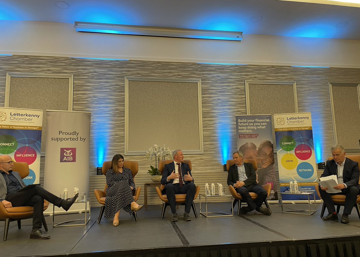 Brilliant panel discussion on leadership at @lkchamber President’s Lunch in @RadissonBluLK this afternoon. @UlsterUni @Derry_Chamber @CausewayChamber @ChambersIreland
