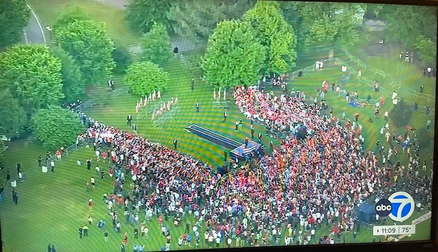 Free Community Concerts get more people than this