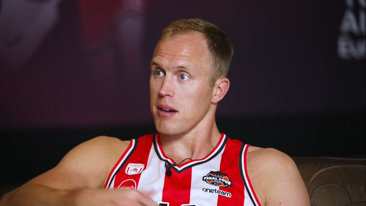 LSikma_Fans's tweet photo. My guy is in Berlin for the #F4Glory and can't believe it
#EuroLeague #olympiacosbc https://t.co/fO9Osyd7AI